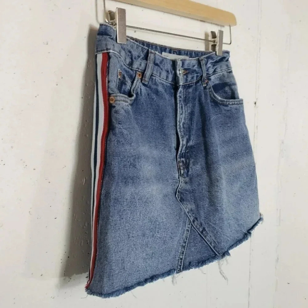 Top Shop Moto 4 jean skirt /racing‎ stripes - Picture 4 of 6